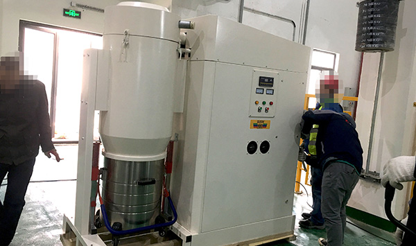 高鐵行業全自動工業粉塵收集機
